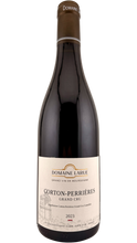 Afbeelding in Gallery-weergave laden, Corton Perrières Domaine Larue red wine from burgundy vin rouge de la bourgogne pinot noir grand cru montagne de corton mountain bio biodynamie
