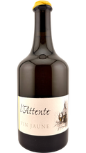 Lataa kuva Galleria-katseluun, Côtes du Jura l'attente domaine jean pascal buronfosse 2018 vin jaune vin oxydatif vin sous voile yellow wine oxydatif wine vin du jura jura wine organic bio biodynamie natural wine vin naturel jean pascal buronfosse clavelin 62cl savagnin

